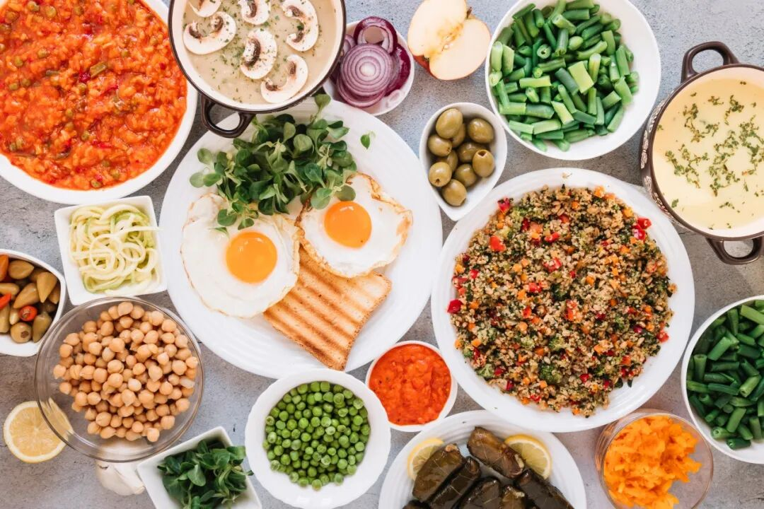 四大主流饮食模式解析，哪种饮食模式更适合你的健康需求？